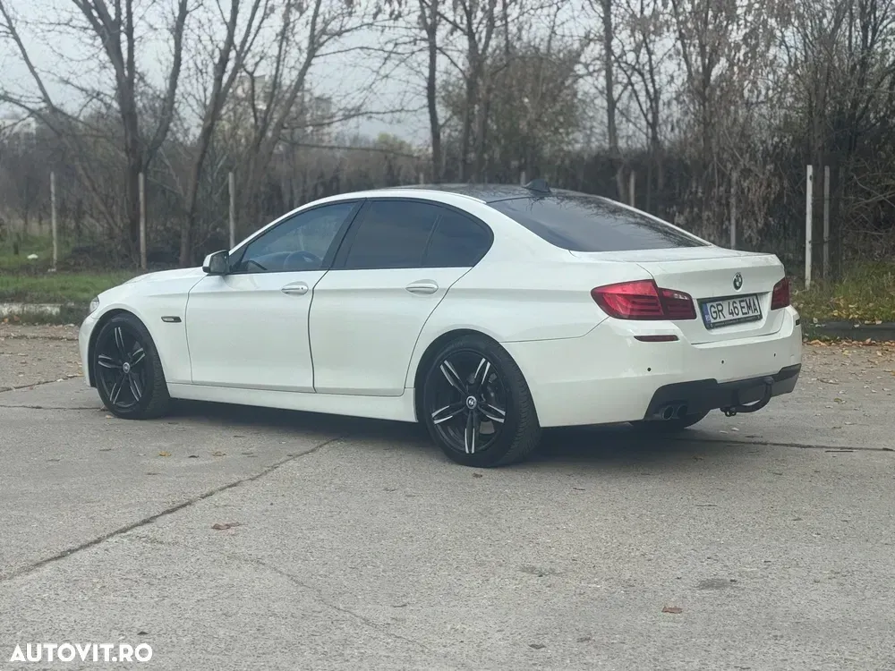 BMW Seria 5 F10/F11/F07 [2010 - 2017] 530d Aut. Luxury Line — imagine 4
