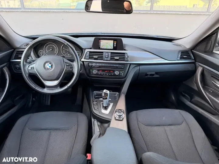 BMW Seria 3 318d Aut. Modern Line