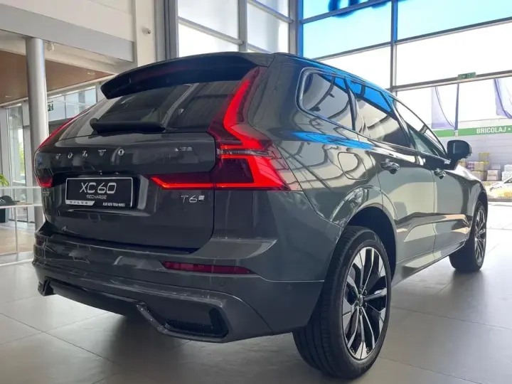 Volvo XC 60 II T6 AWD Recharge Plus Dark