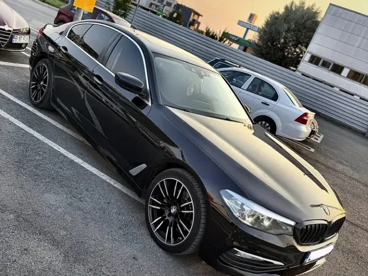 BMW Seria 5 G30/G31 [2017 - Prezent] 520d AT