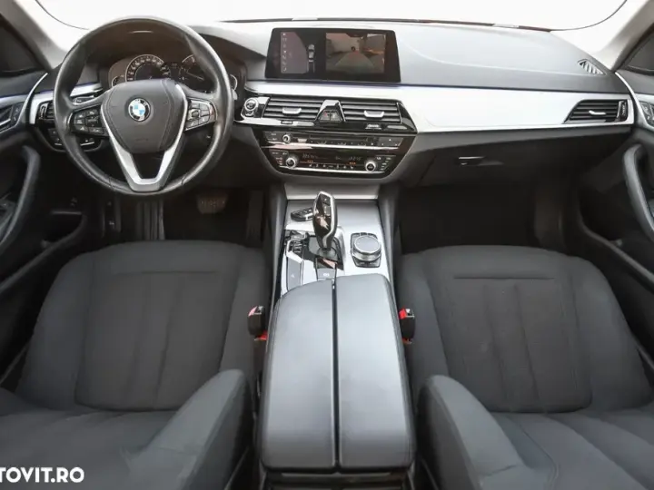 BMW Seria 5 G30/G31 [2017 - Prezent] 520d AT