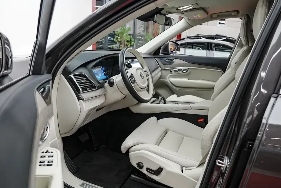 Volvo XC 90 II B5 D AWD Plus Bright — imagine 5