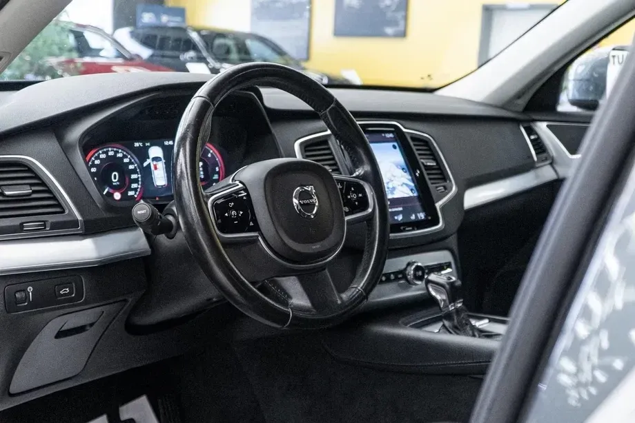 Volvo XC 90 II D5 AWD Momentum — imagine 6