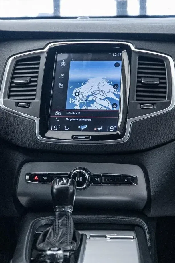 Volvo XC 90 II D5 AWD Momentum — imagine 4