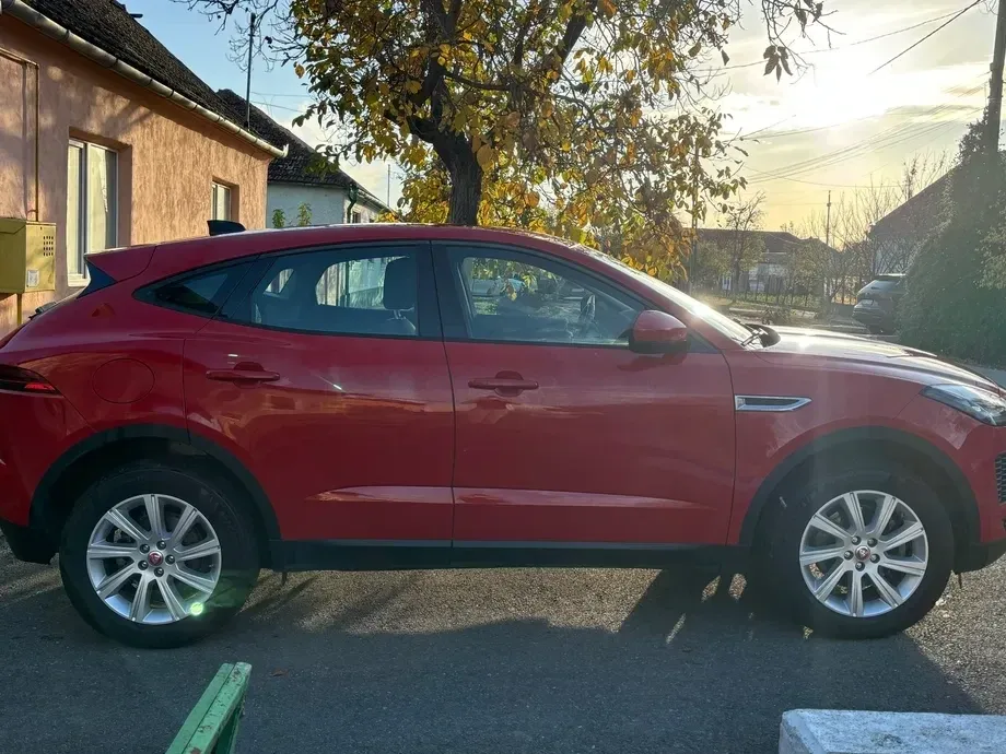 Jaguar E-Pace D150 — imagine 3