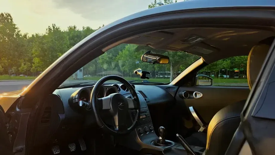 Nissan 350 Z — imagine 5