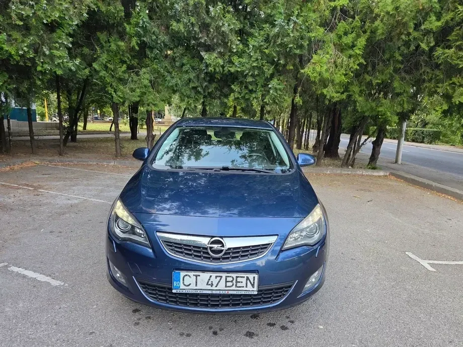 Opel Astra J 1.7 CDTI Cosmo — imagine 3