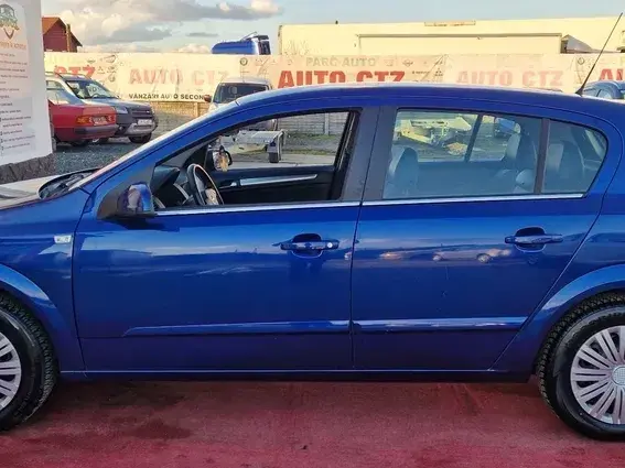 Opel Astra H 1.6 Essentia