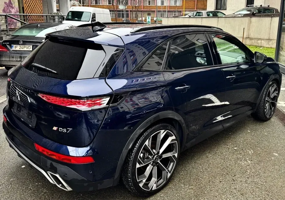 DS Automobiles DS 7 Crossback 1.6 PHeV AWD 360 EAT8 OPERA — imagine 3