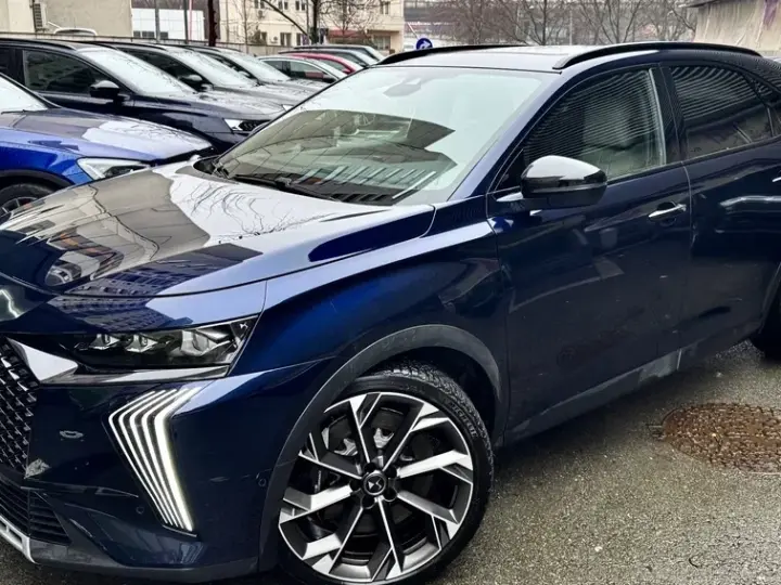 DS Automobiles DS 7 Crossback 1.6 PHeV AWD 360 EAT8 OPERA