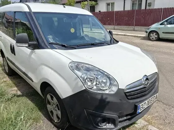 Opel Combo L1H1 CV Combi Sarcina utila marita