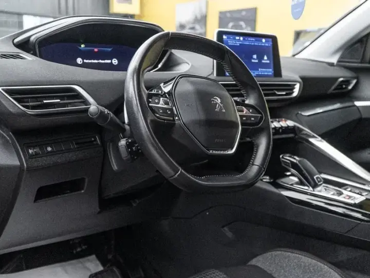 Peugeot 3008 1.2 PureTech 130 EAT8 Allure Pack
