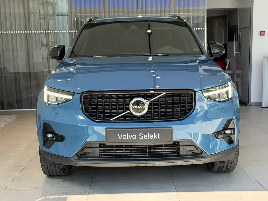 Volvo XC 40 Recharge T5 Twin Engine AT7 R-Design — imagine 3