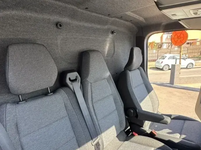 Nissan Interstar