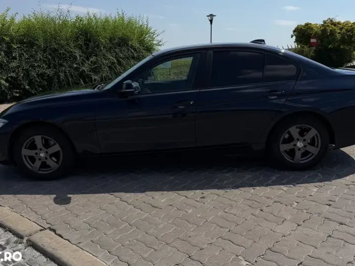 BMW Seria 3 F30/F31/F34 [2011 - 2019] 320d