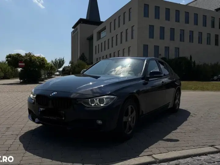 BMW Seria 3 F30/F31/F34 [2011 - 2019] 320d