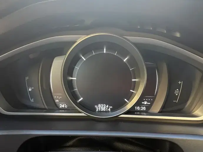 Volvo V40 II D2