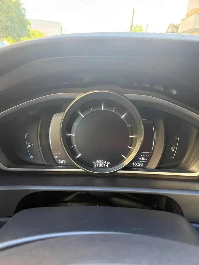 Volvo V40 II D2 — imagine 4