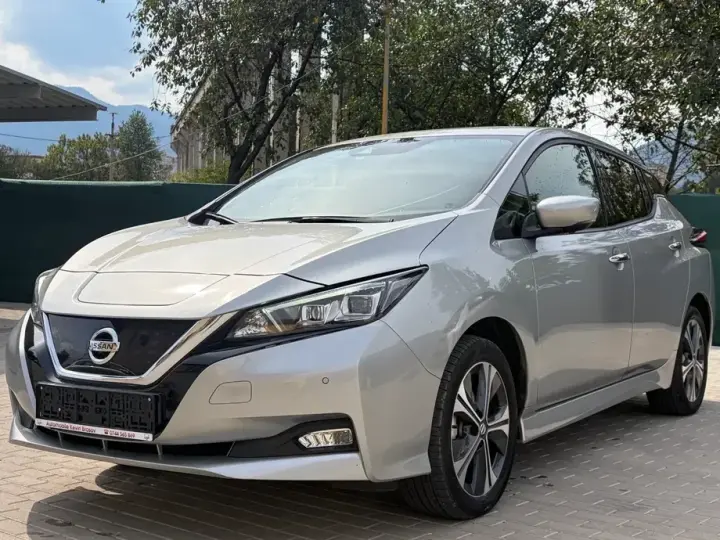 Nissan Leaf II 62 kWh e+ N-Connecta