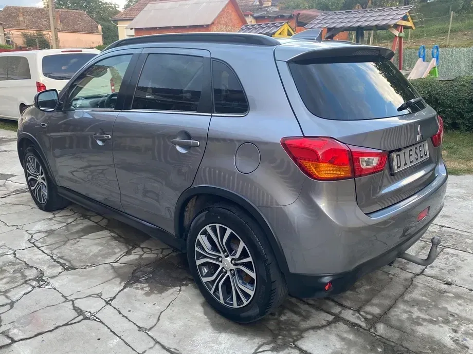 Mitsubishi ASX 2.2 DI-D 4WD Automatik Diamant Edition+ — imagine 5