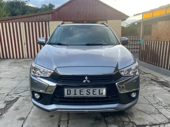Mitsubishi ASX 2.2 DI-D 4WD Automatik Diamant Edition+