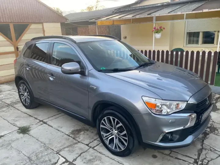 Mitsubishi ASX 2.2 DI-D 4WD Automatik Diamant Edition+