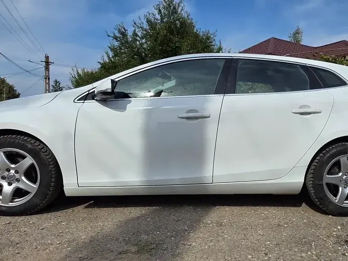 Volvo V40 II D2 Basic