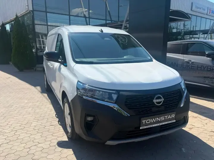 Nissan Townstar