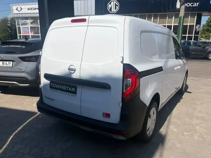 Nissan Townstar