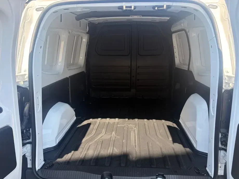 Nissan Townstar — imagine 6