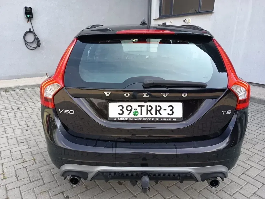 Volvo V60 I T3 Start-Stop Summum — imagine 3