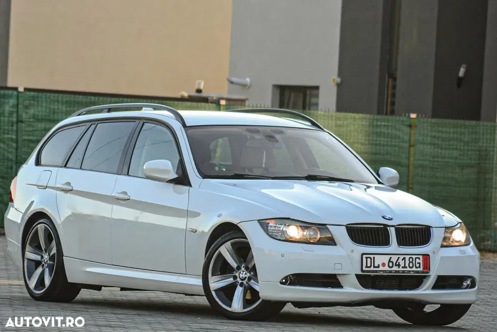 BMW Seria 3 E90/E91/E92/E93 [2005 - 2013] — imagine 2