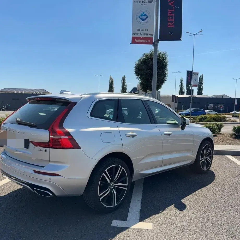 Volvo XC 60 II D4 AWD Geartronic RDesign — imagine 3
