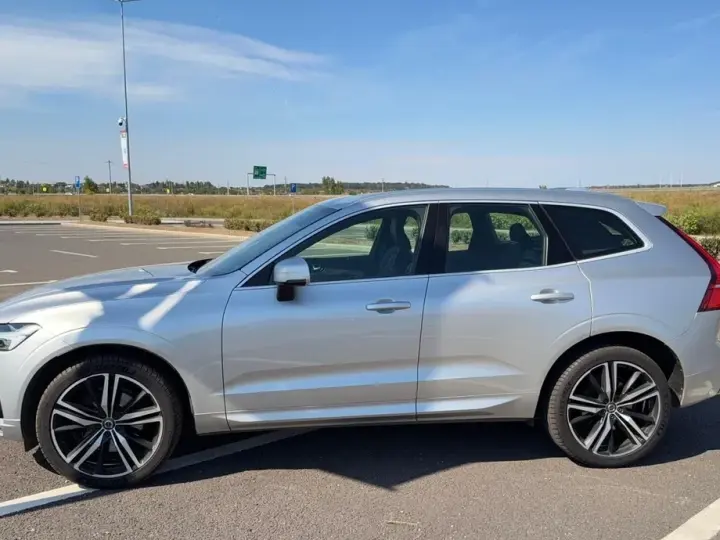 Volvo XC 60 II D4 AWD Geartronic RDesign