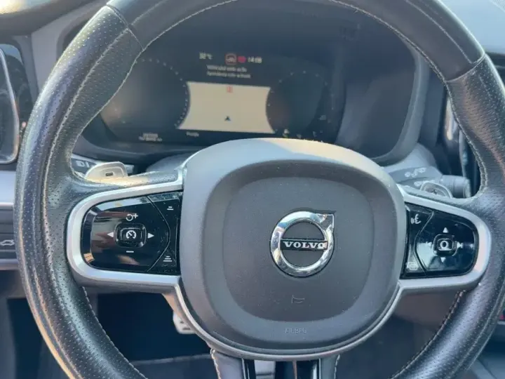 Volvo XC 60 II D4 AWD Geartronic RDesign
