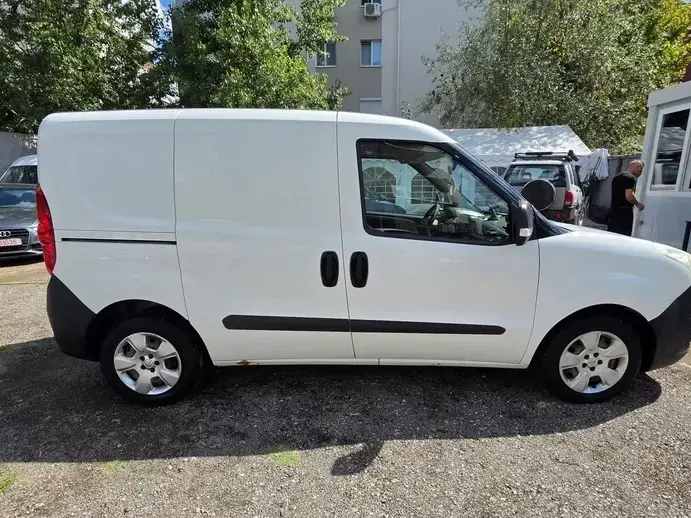 Opel Combo 1.3 CDTI L1H1 LKW-Zulassung Selection