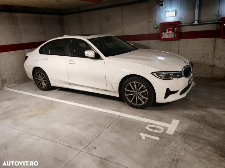 BMW Seria 3 320d xDrive AT MHEV
