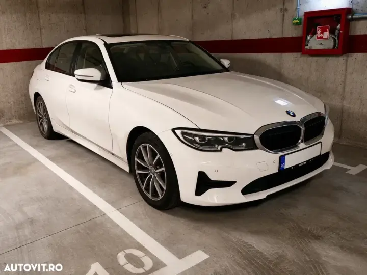 BMW Seria 3 320d xDrive AT MHEV