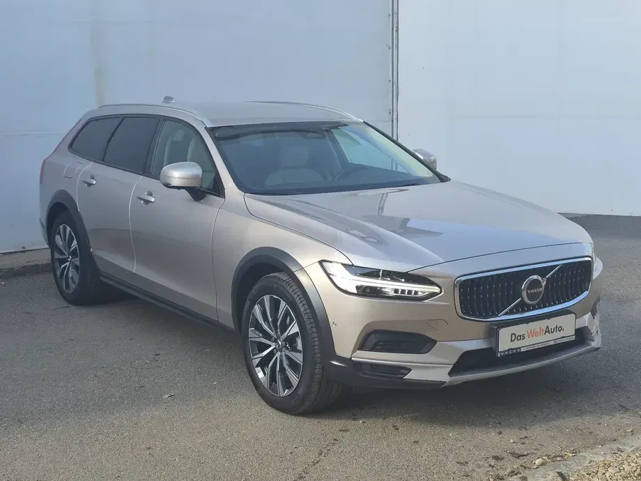 Volvo V90 B6 MHEV AT AWD Plus Bright — imagine 4