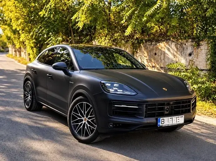 Porsche Cayenne Coupe E-Hybrid