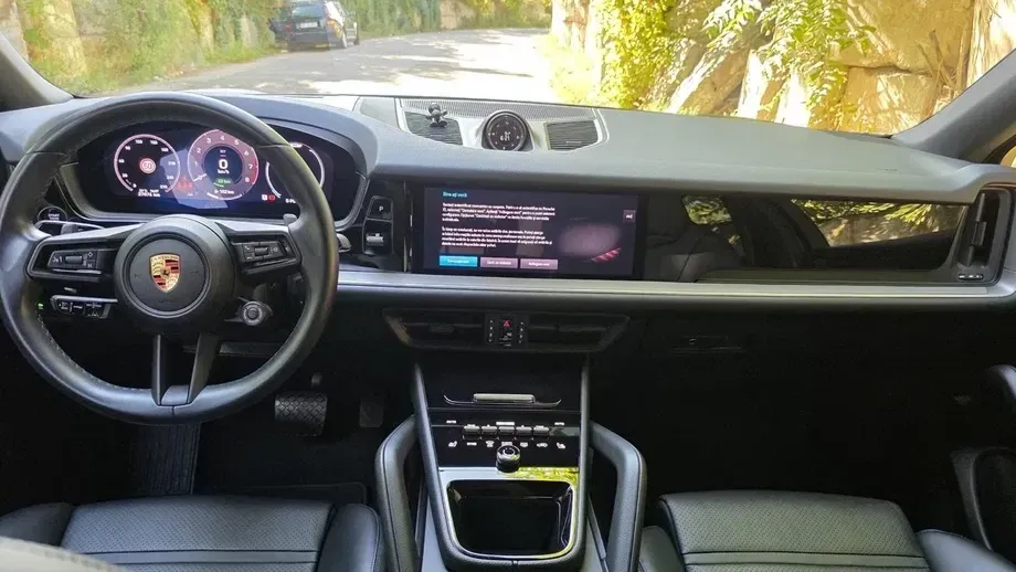 Porsche Cayenne Coupe E-Hybrid — imagine 6