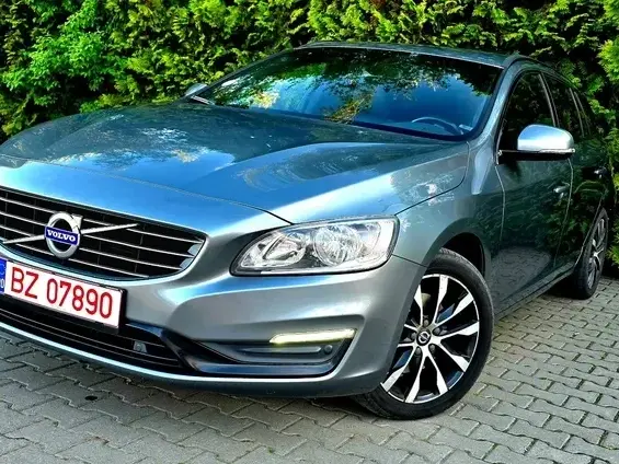 Volvo V60 II D2 Momentum