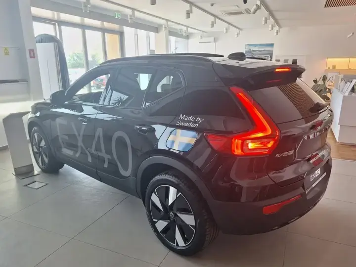 Volvo XC 40 Recharge Single Motor Extended Range RWD Plus