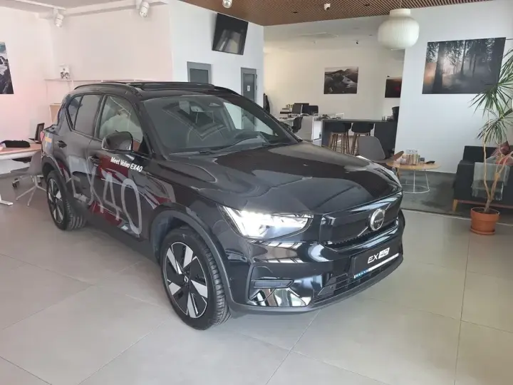Volvo XC 40 Recharge Single Motor Extended Range RWD Plus