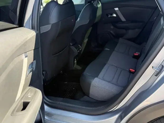 Citroën C4 PureTech 130 Stop&Start EAT8 FEEL PACK