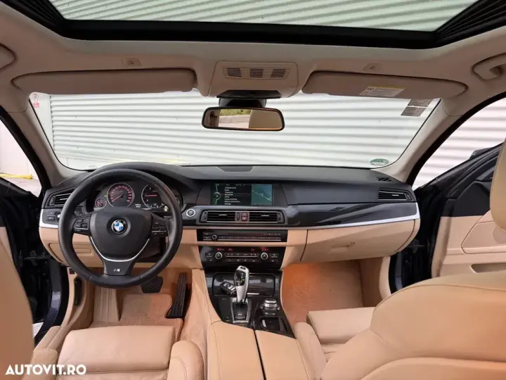 BMW Seria 5 F10/F11/F07 [2010 - 2017] 520d Aut. Luxury Line