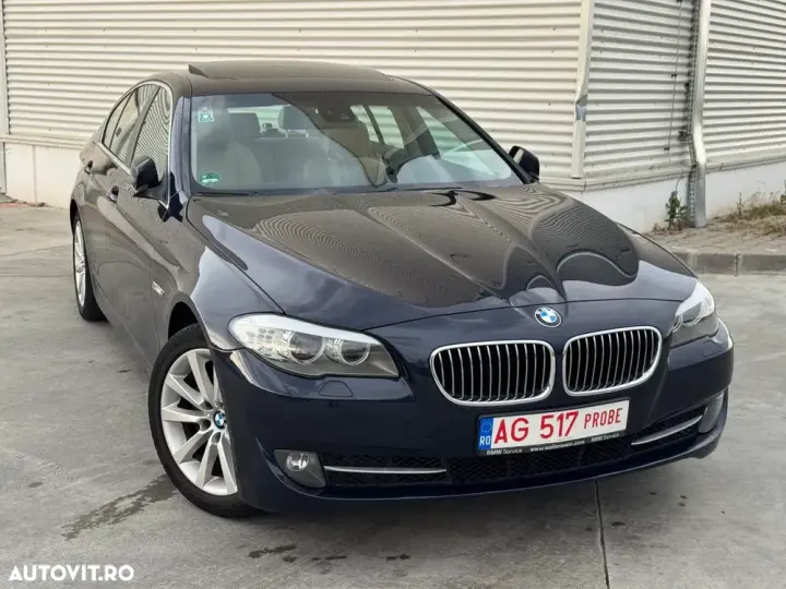 BMW Seria 5 F10/F11/F07 [2010 - 2017] 520d Aut. Luxury Line