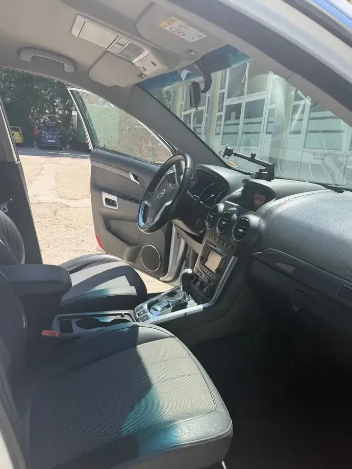 Opel Antara — imagine 3