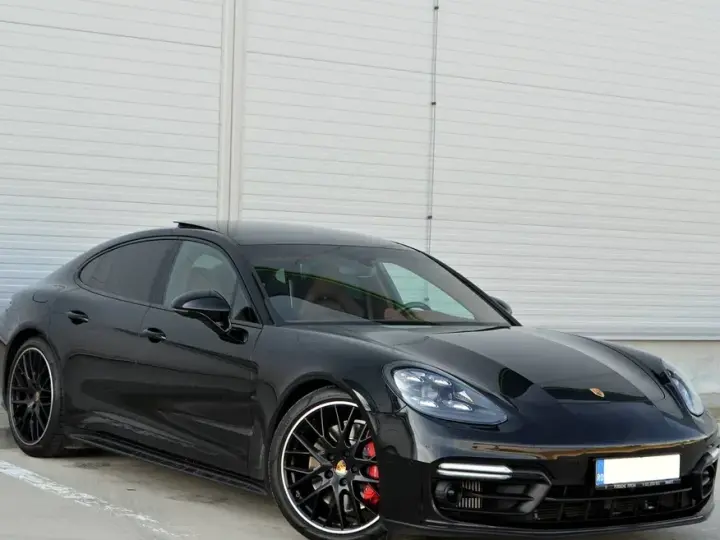 Porsche Panamera GTS