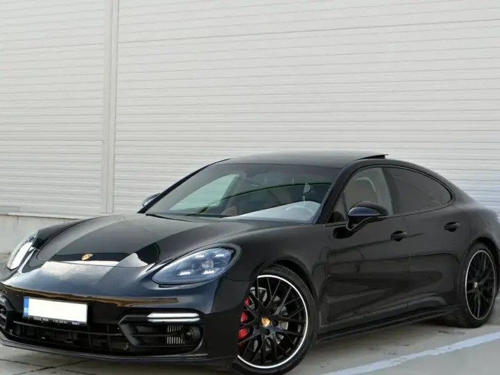 Porsche Panamera GTS